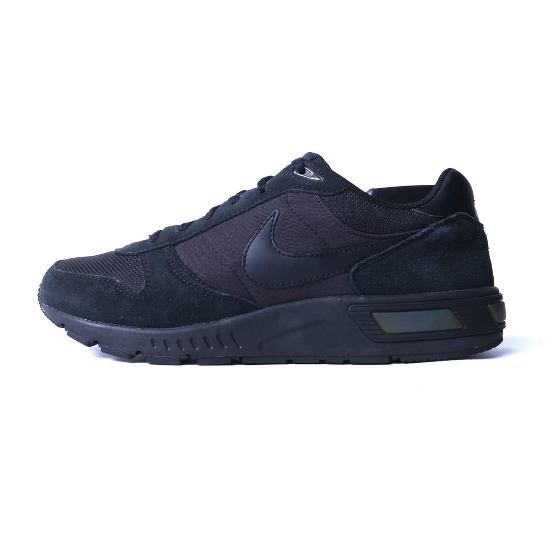 NIKE NIGHTGAZER