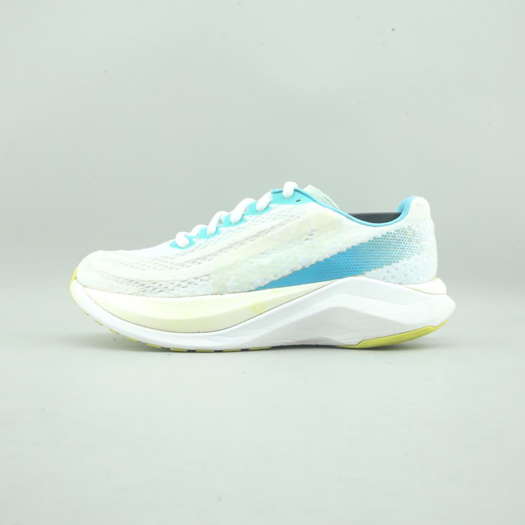 HOKA ONE ONE MACH X