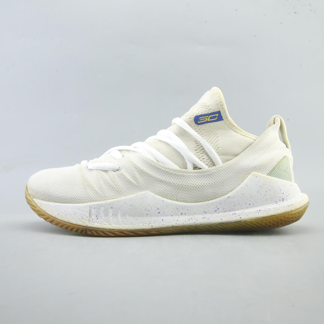 UNDER ARMOUR CURRY 5