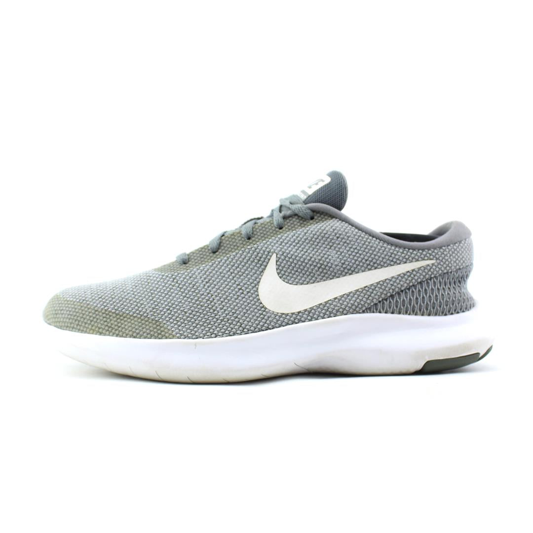 black and white roshe runs mens