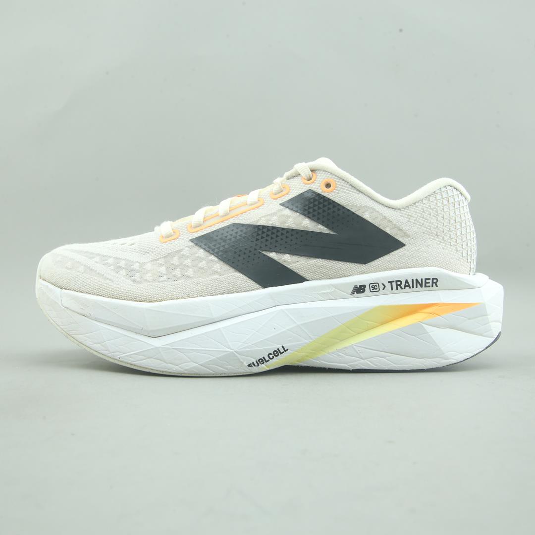 NEW BALANCE FUELCELL SUPERCOMP TRAINER V3