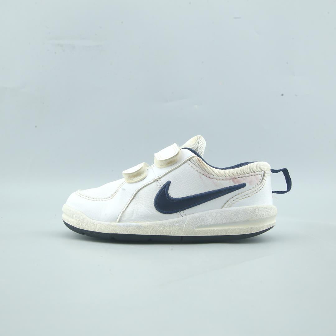 NIKE PICO 4