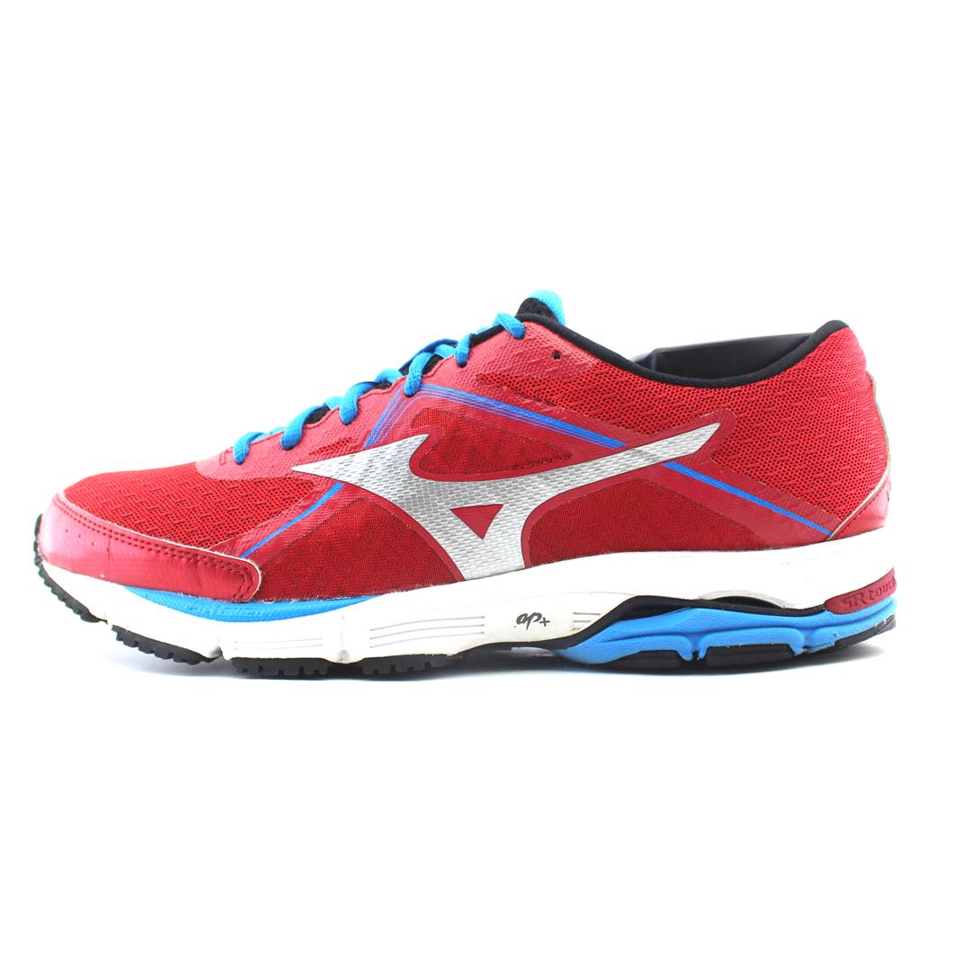 MIZUNO WAVE ULTIMA 6