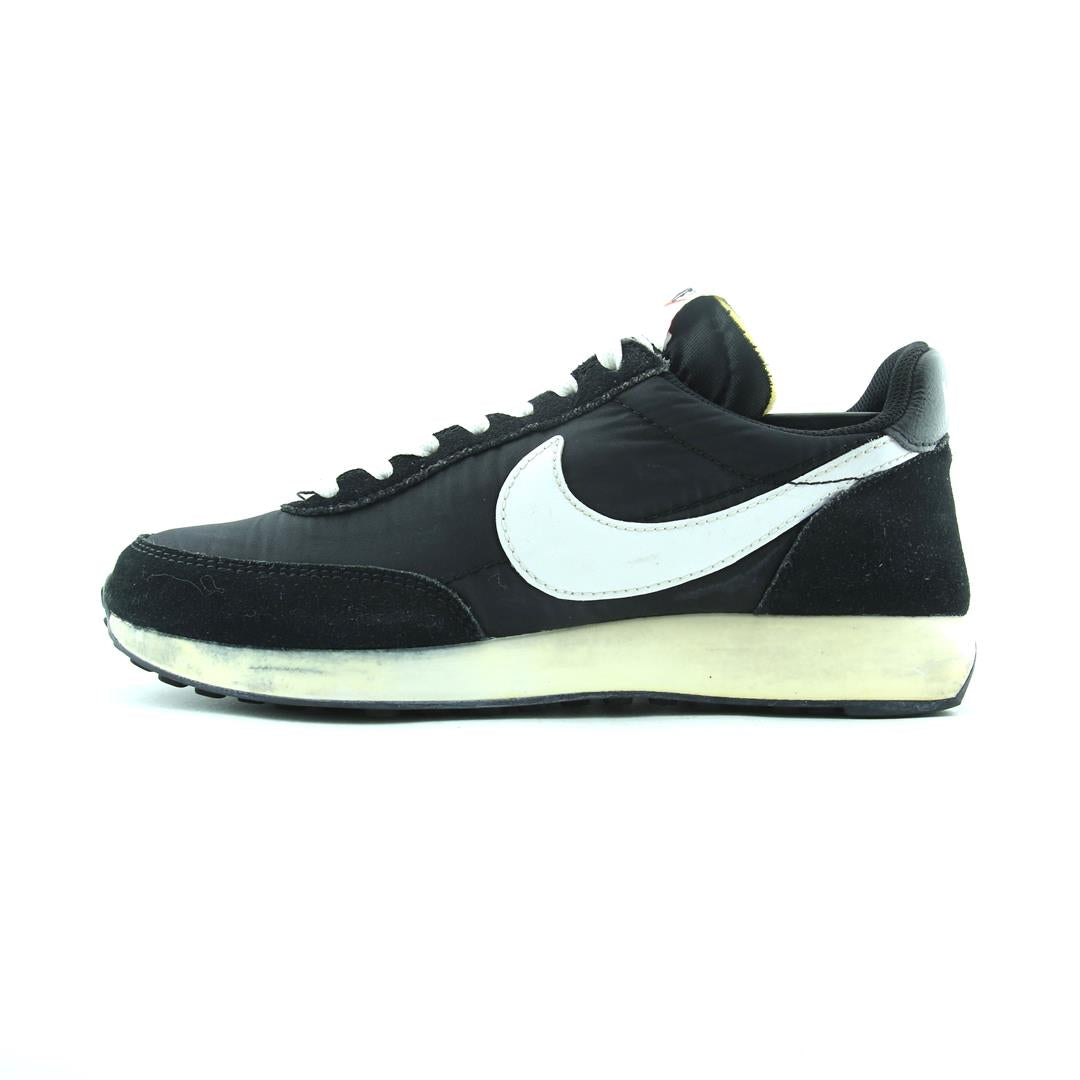 NIKE TAILWIND 79