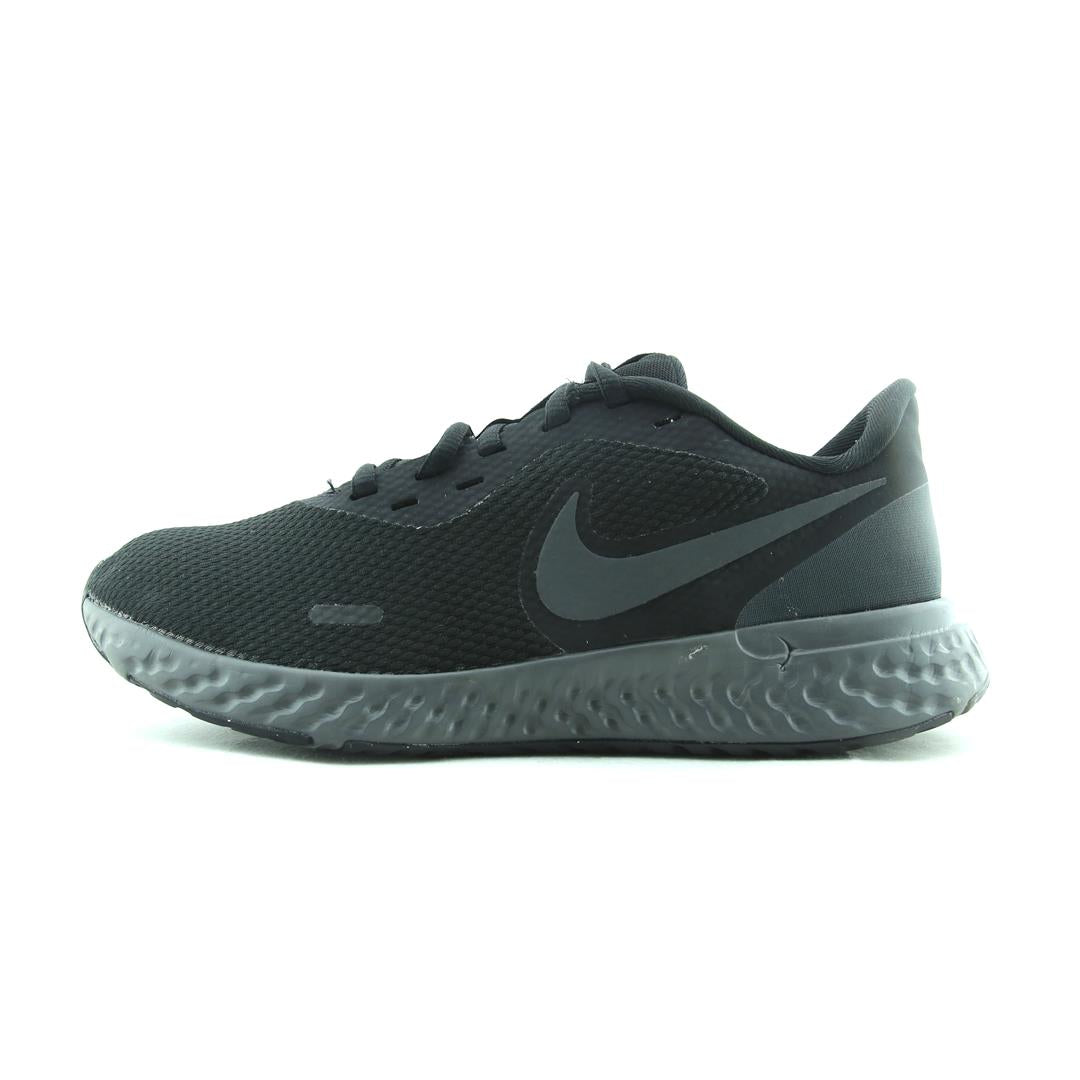 NIKE REVOLUTION 5