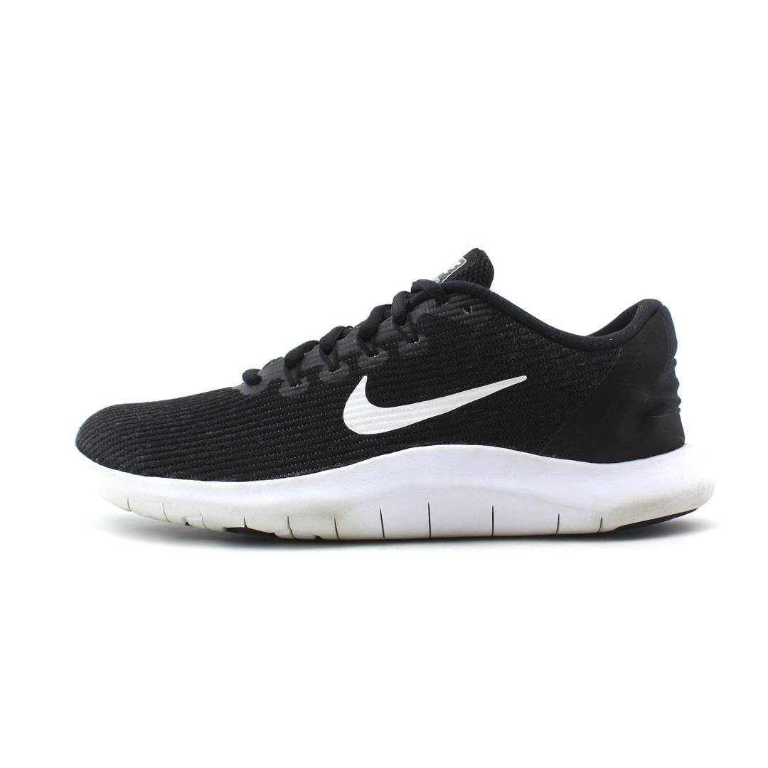 Buy NIKE Shoes Online In Pakistan