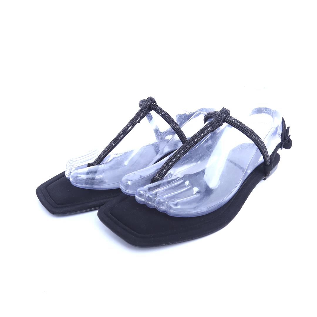 STRADIVARIUS .