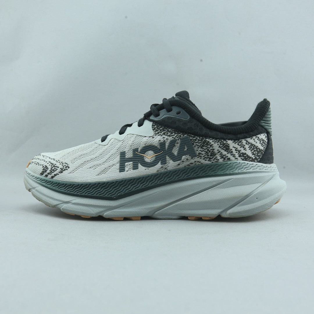HOKA ONE ONE CHALLENGER ATR 7