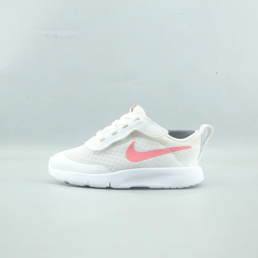 NIKE TANJUN EASYON