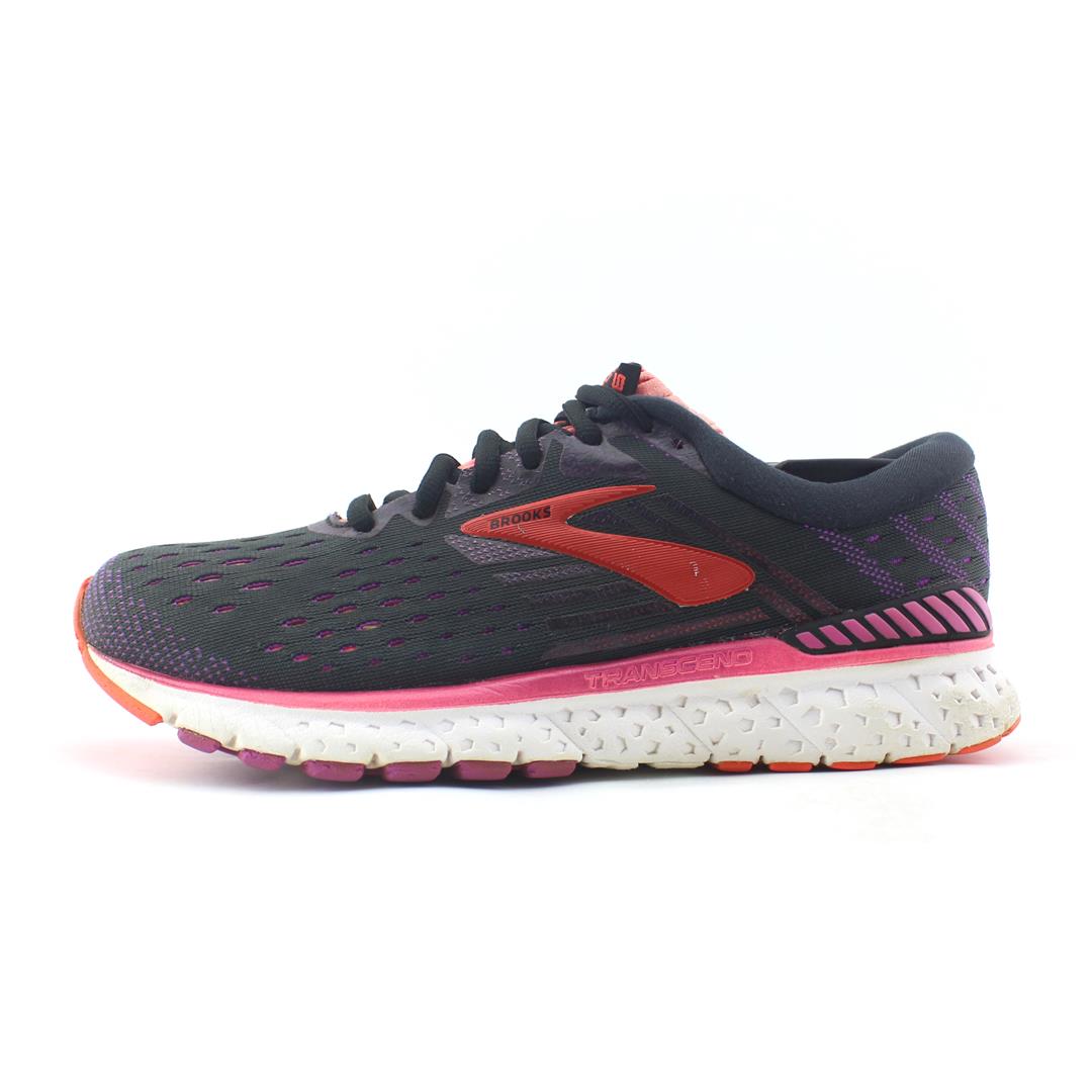 BROOKS TRANSCEND 6