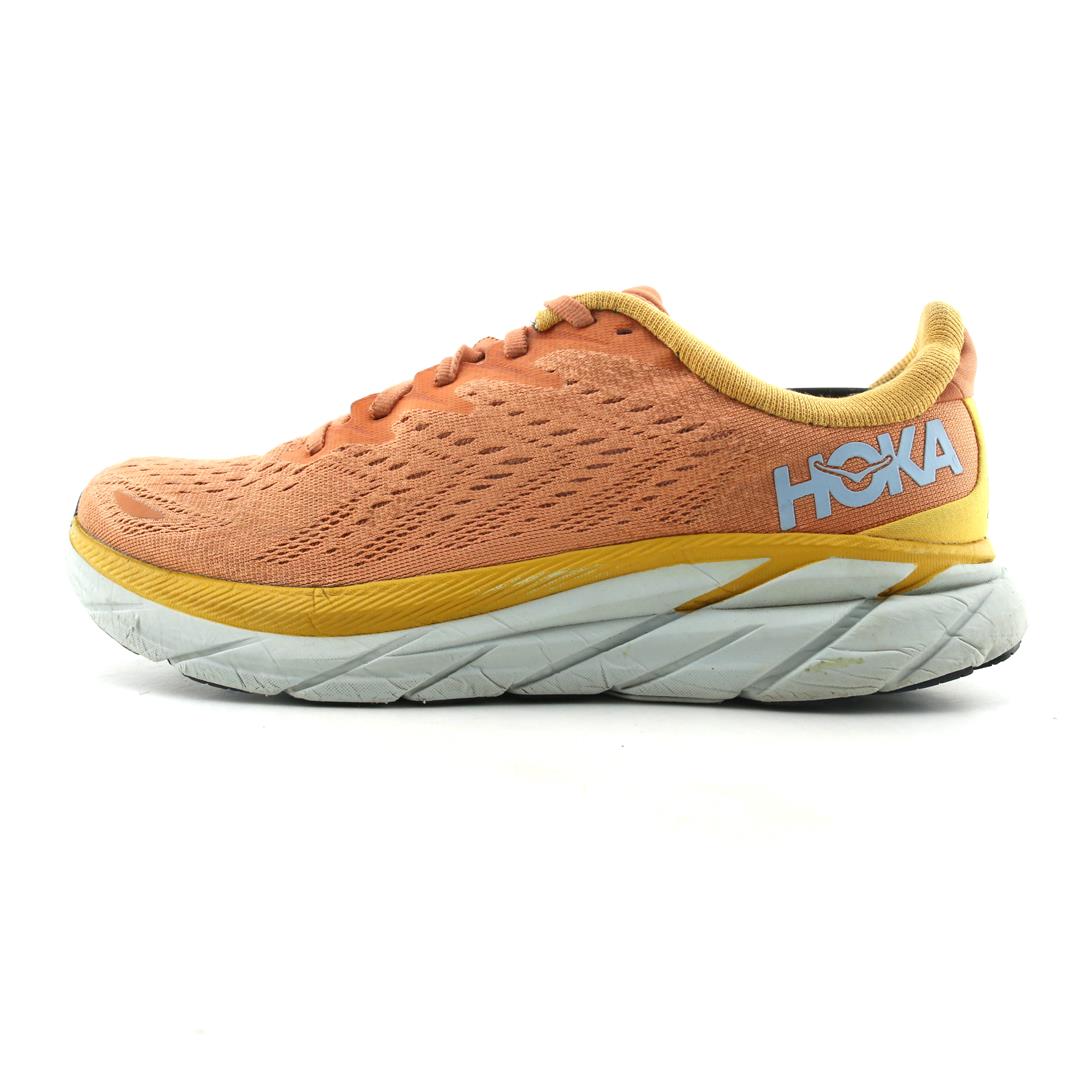 HOKA ONE ONE CLIFTON 8