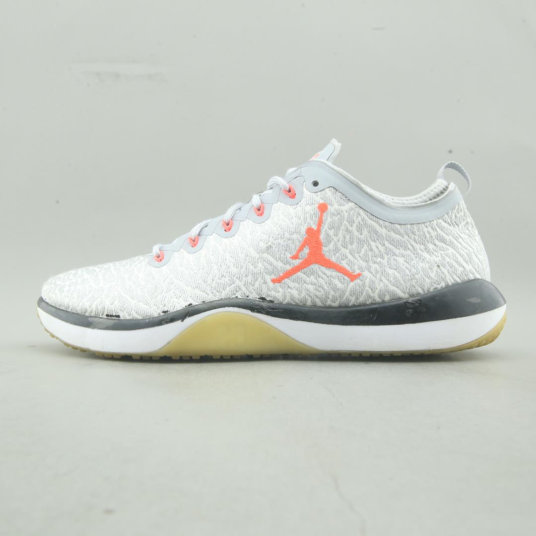 JORDAN TRAINER 1 LOW