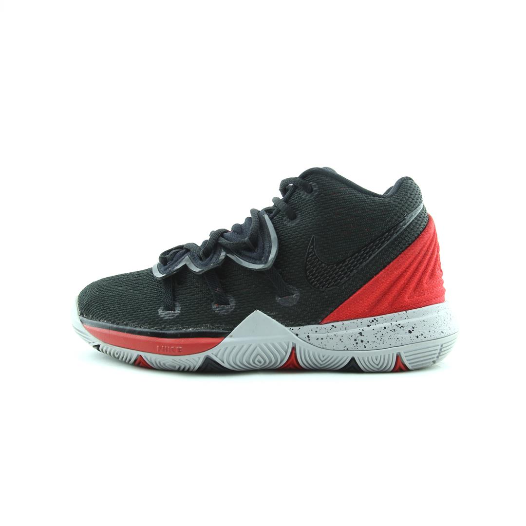 NIKE KYRIE 5
