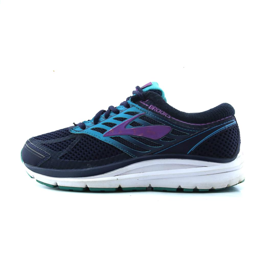 BROOKS ADDICTION 13