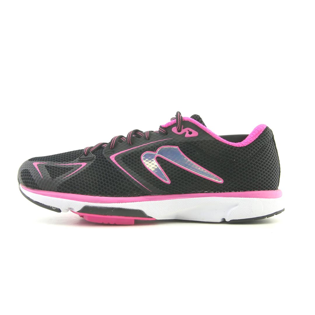 NEWTON DISTANCE 8