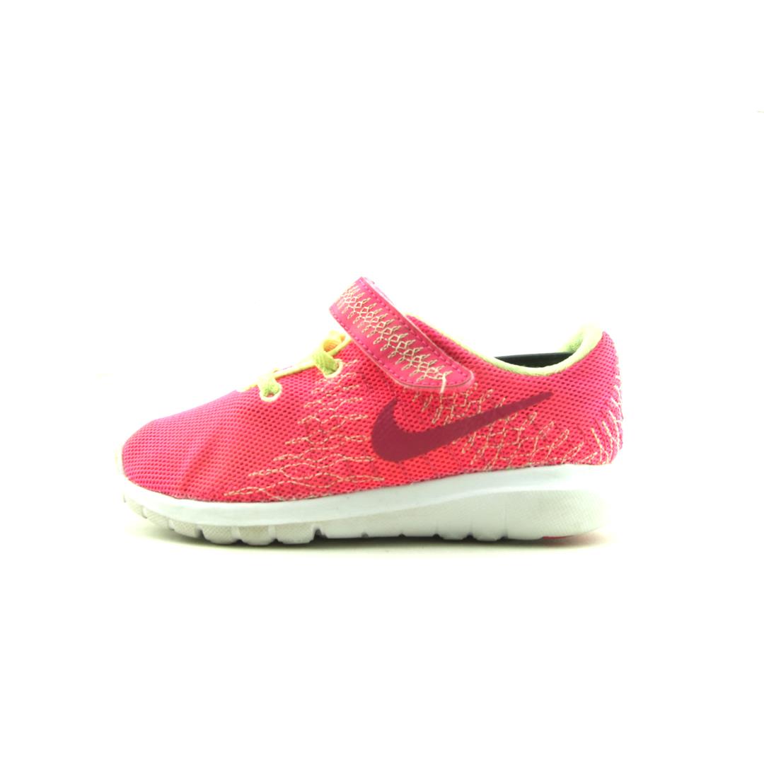 NIKE FLEX FURY