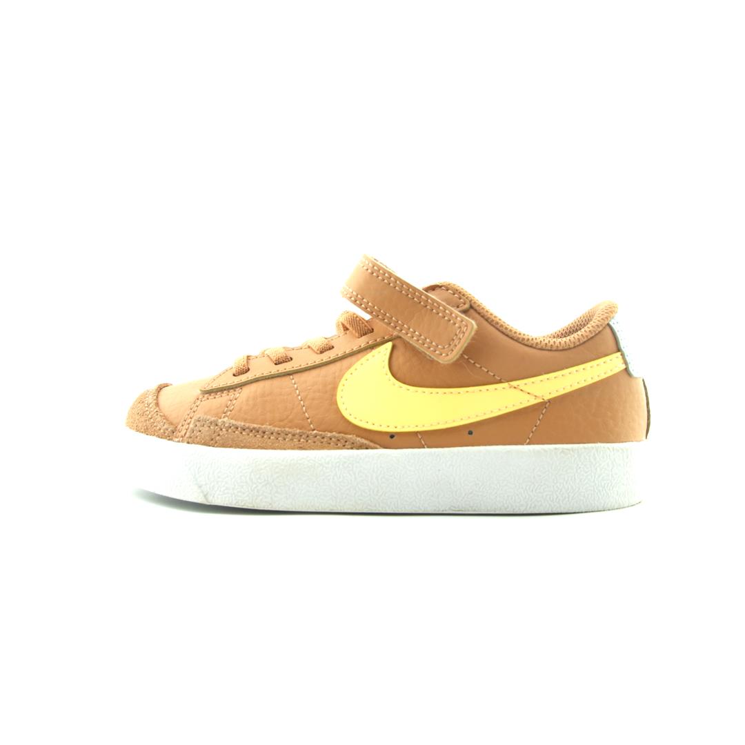 NIKE BLAZER LOW '77