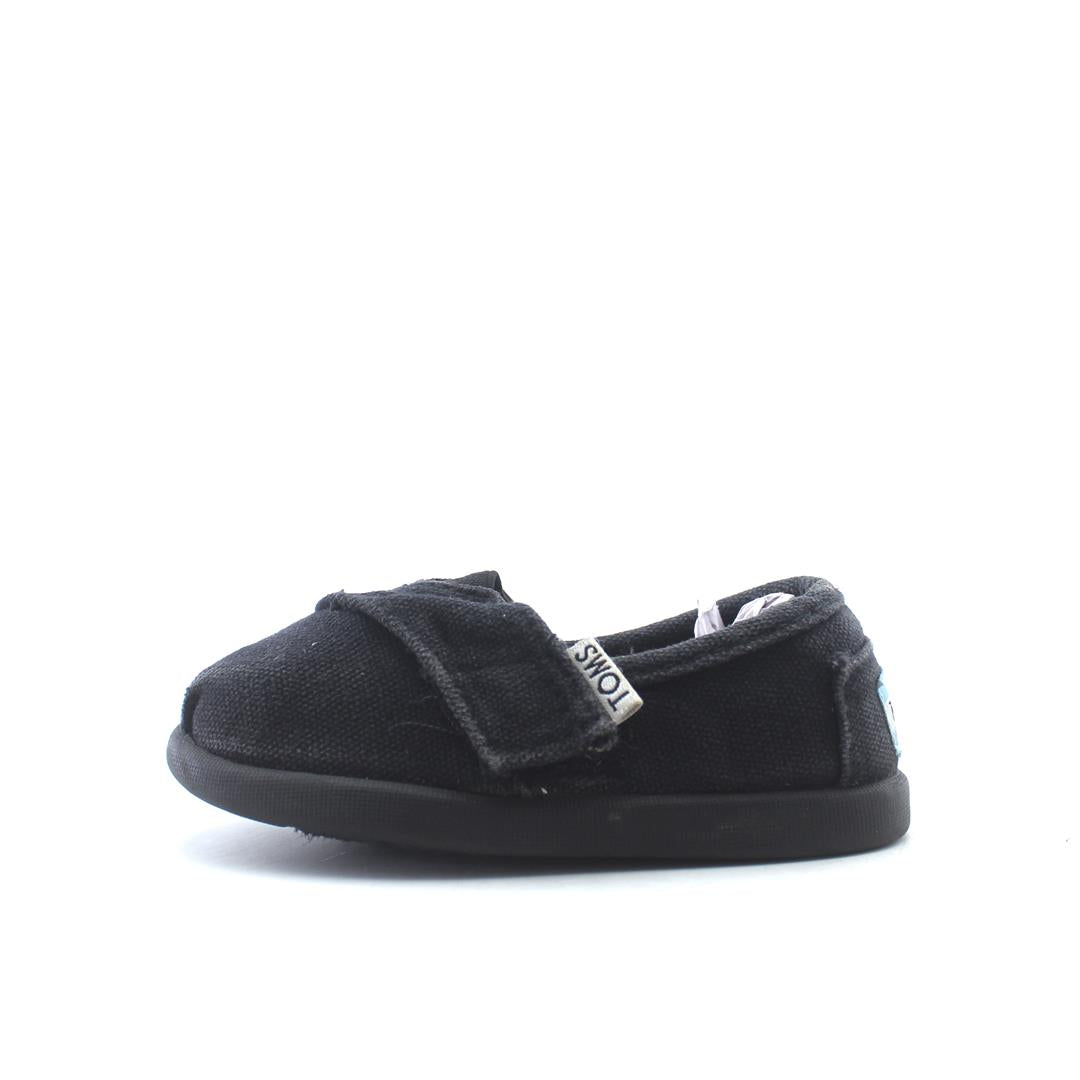 TOMS .