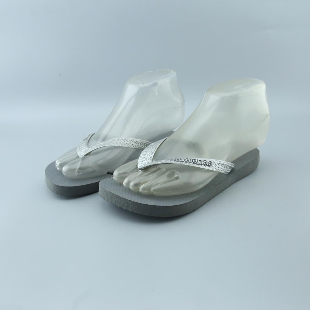 HAVAIANAS .