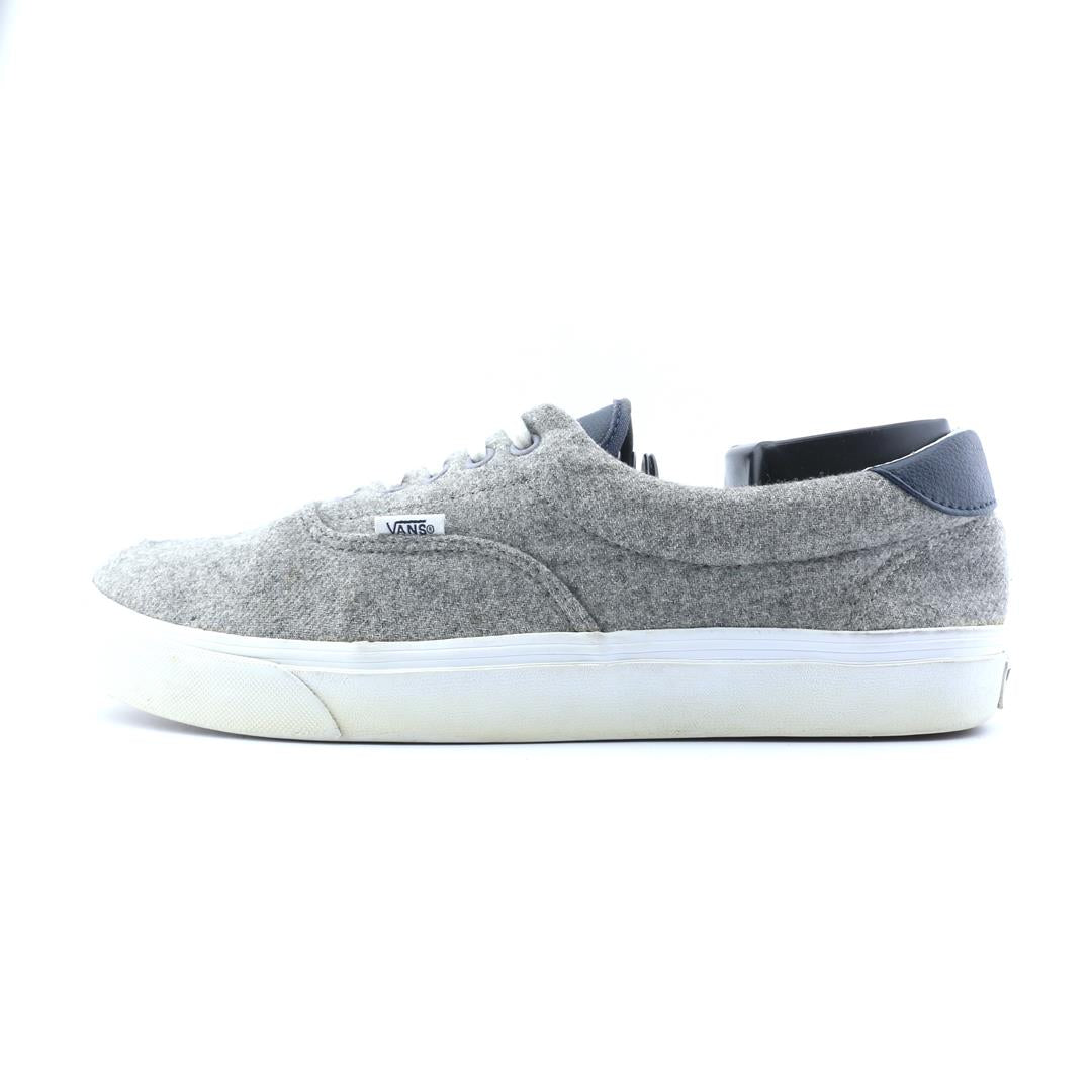 VANS AUTHENTIC