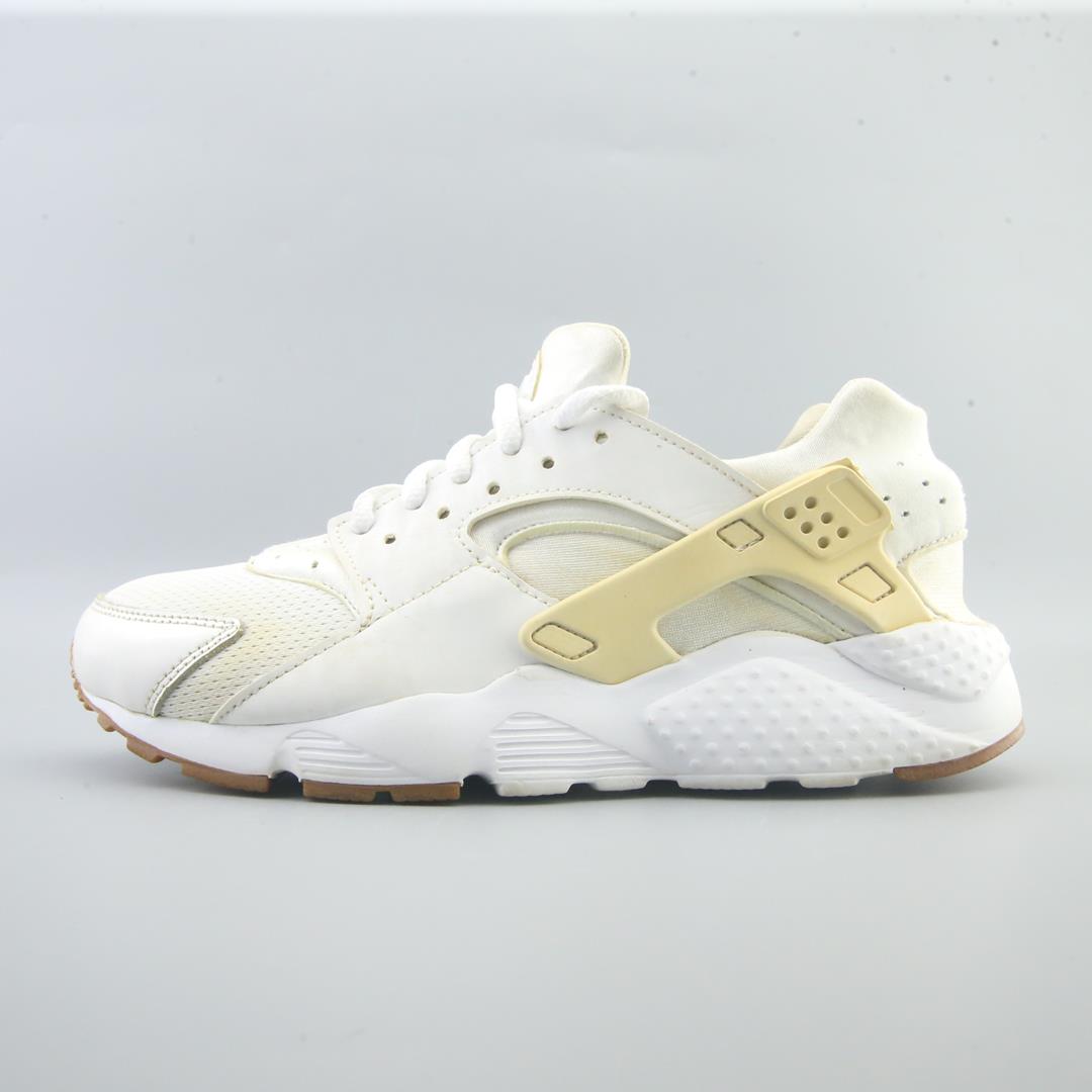 NIKE HUARACHE RUN
