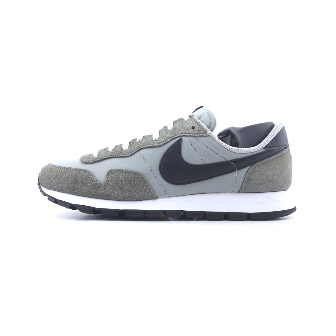 NIKE AIR PEGASUS 83