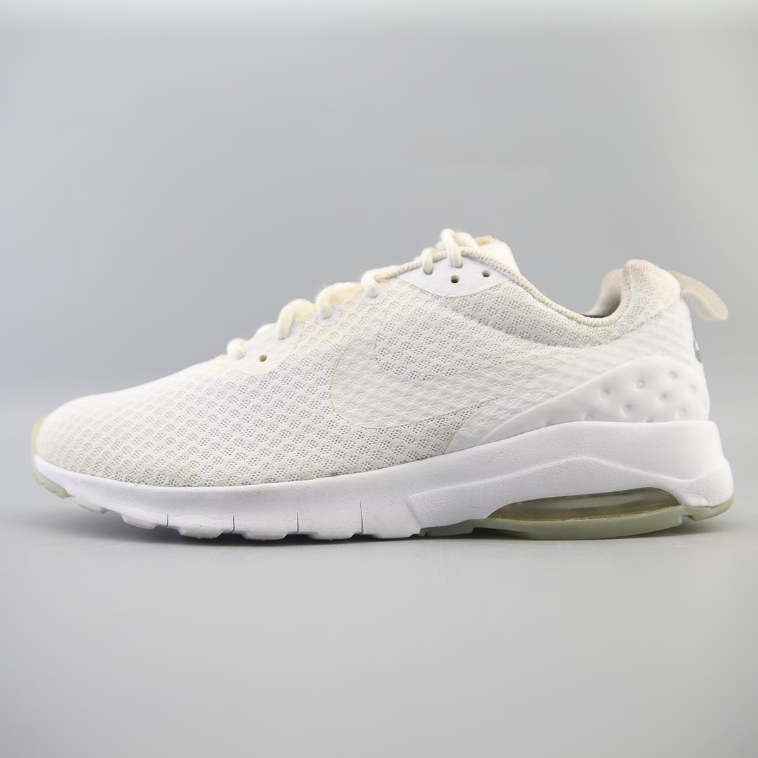 NIKE AIR MAX MOTION LW