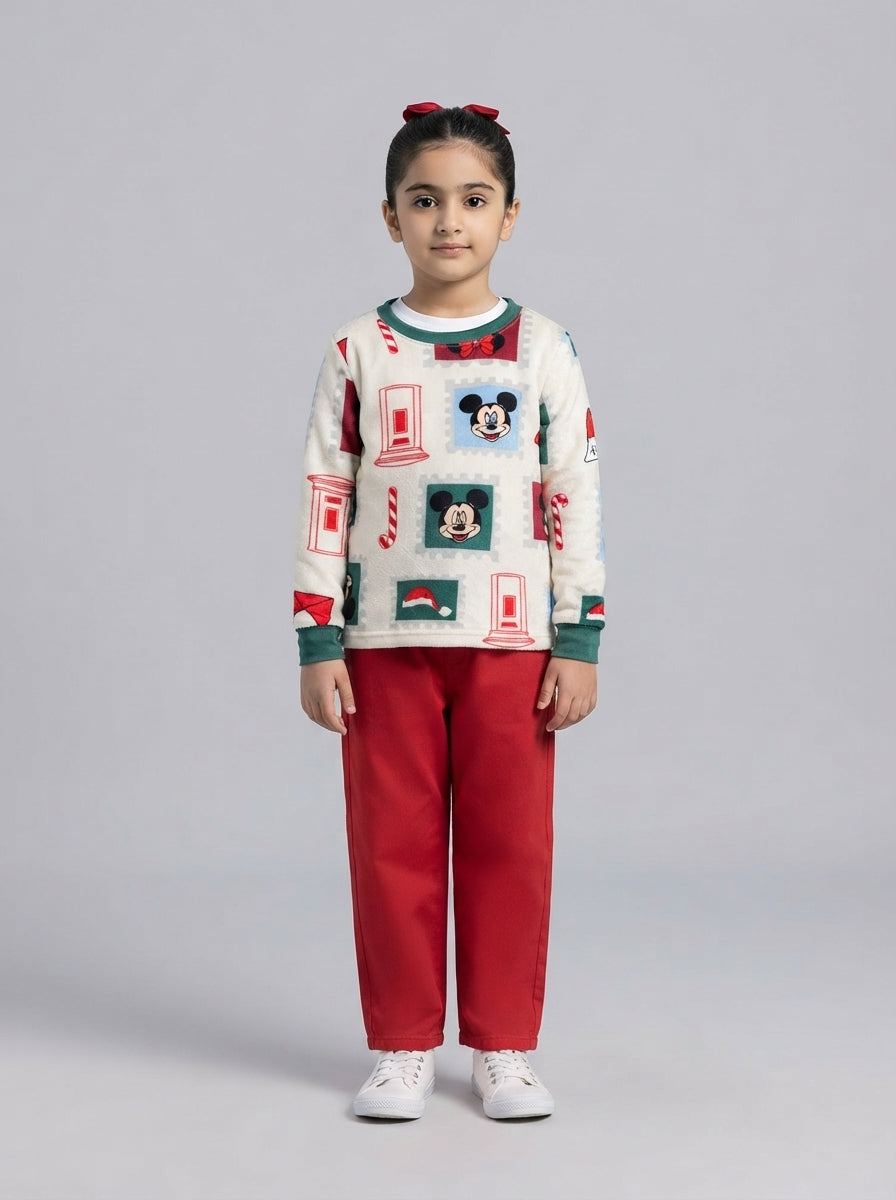 Preloved Disney toddler girls' sweatshirt, size 4-5Y, worn by a model, styled
