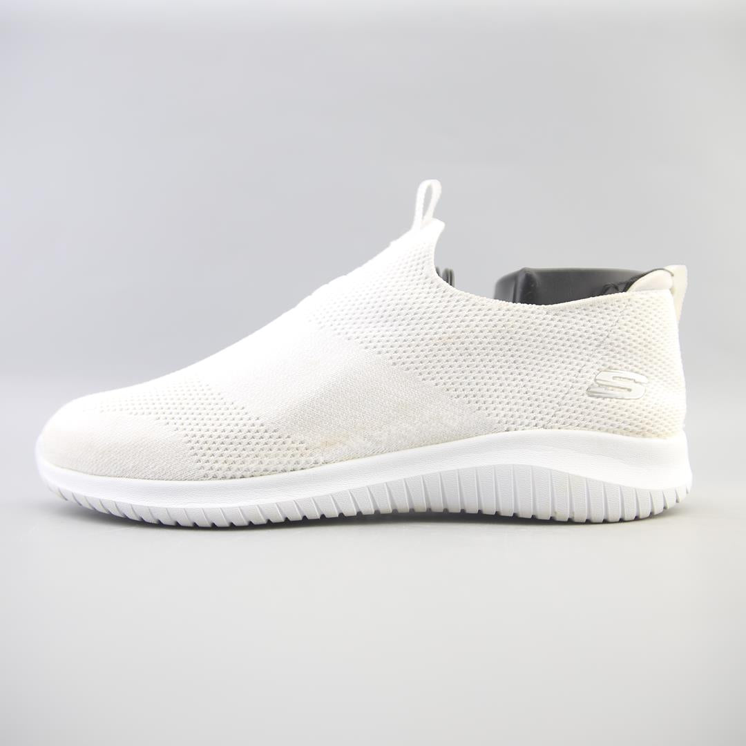 SKECHERS ULTRA FLEX-FIRST TAKE