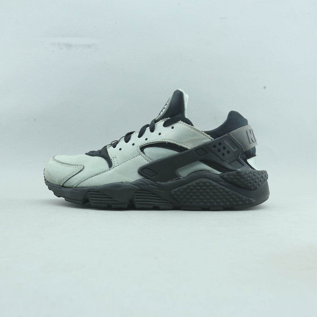NIKE AIR HUARACHE