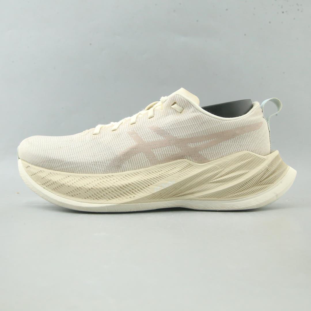 ASICS SUPERBLAST