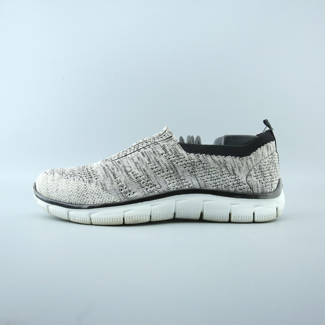 SKECHERS MEMORY FOAM