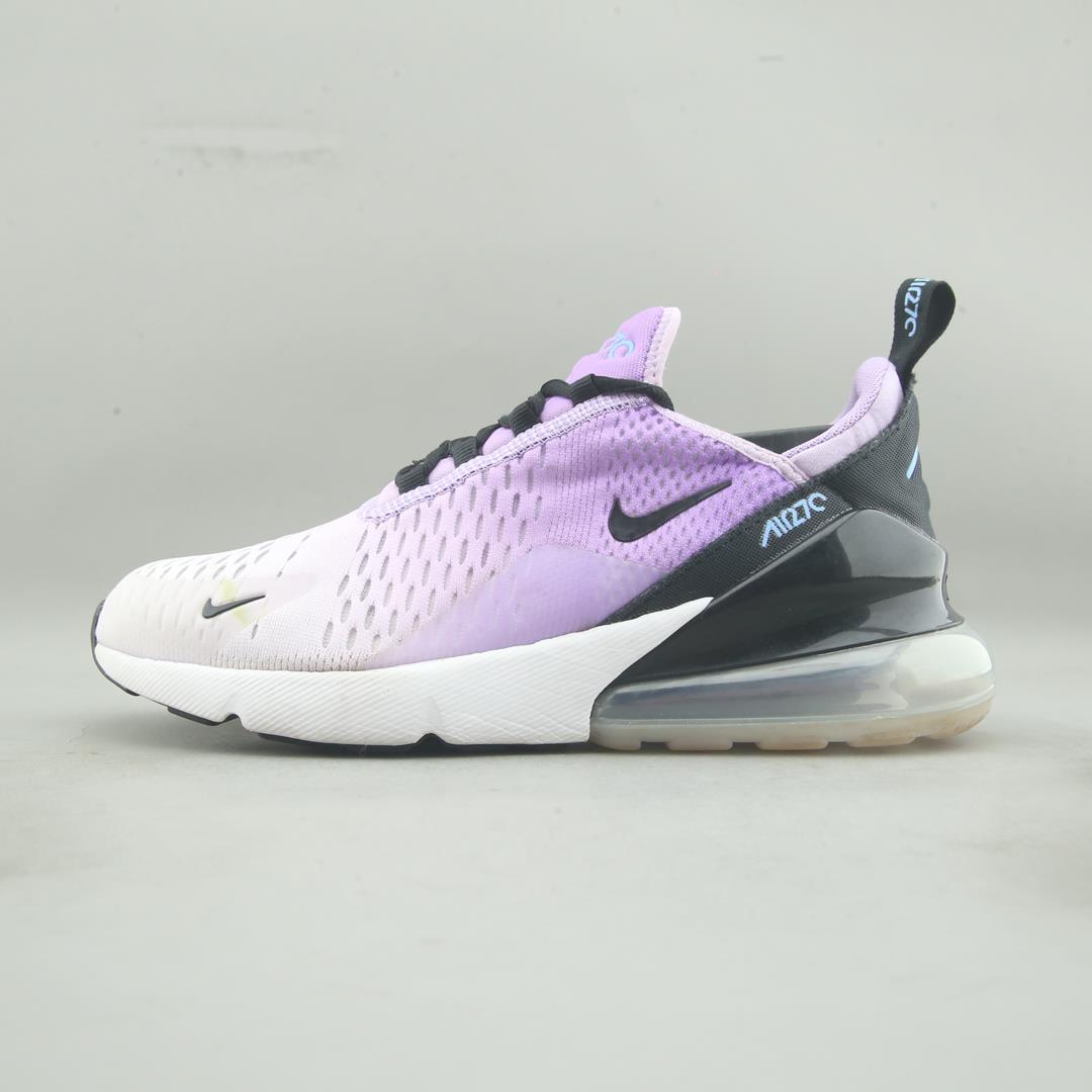 NIKE AIR MAX 270