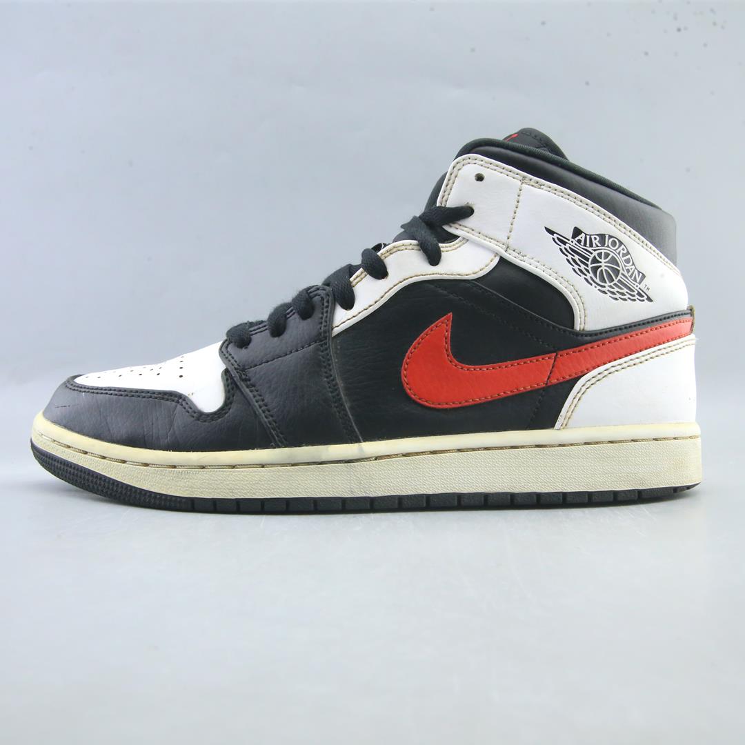 NIKE JORDAN 1 MID