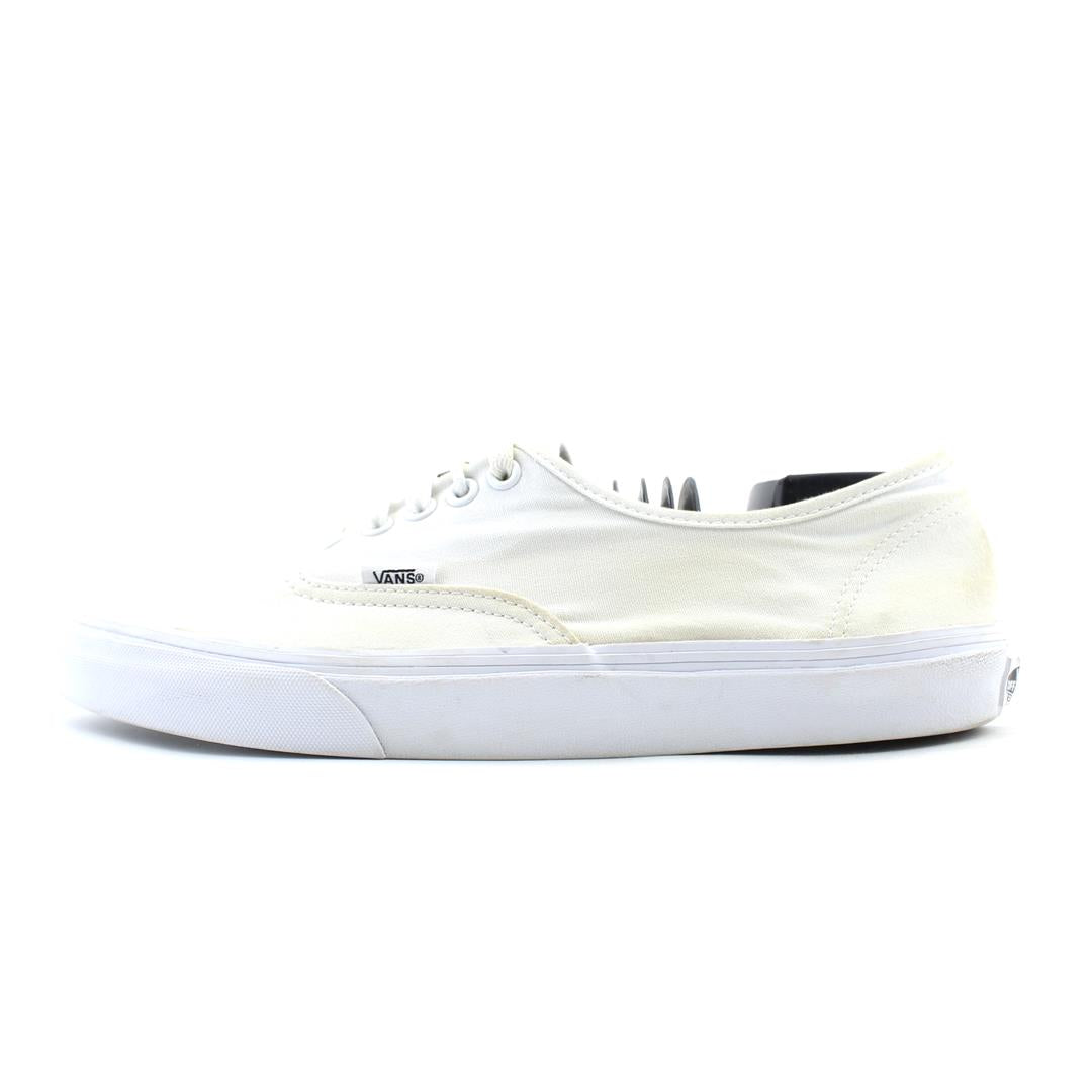 VANS AUTHENTIC