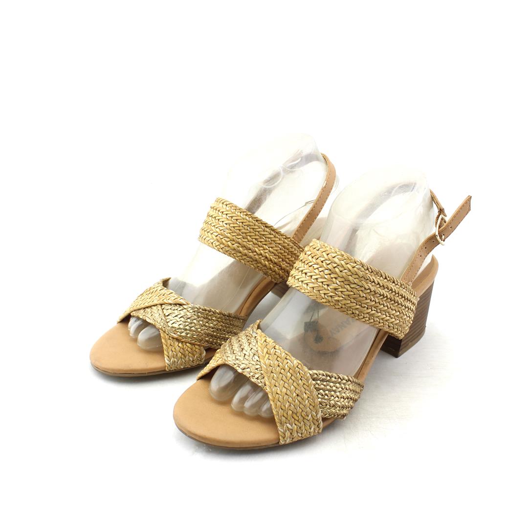 dominique nicole shoes