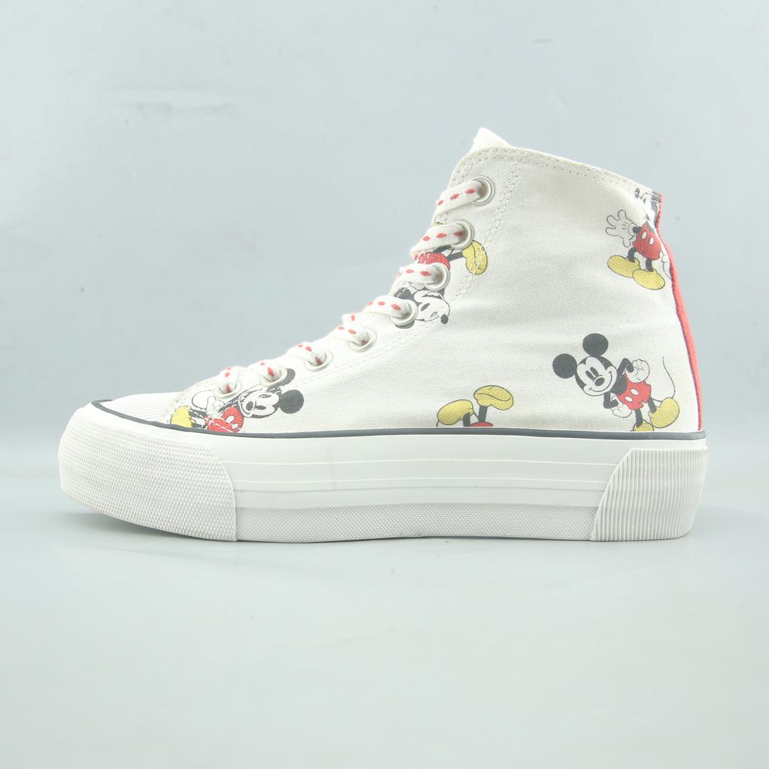BERSHKA .