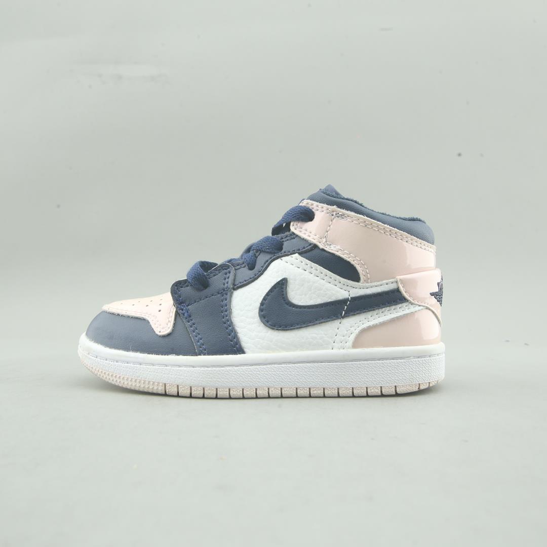 NIKE JORDAN 1 LOW