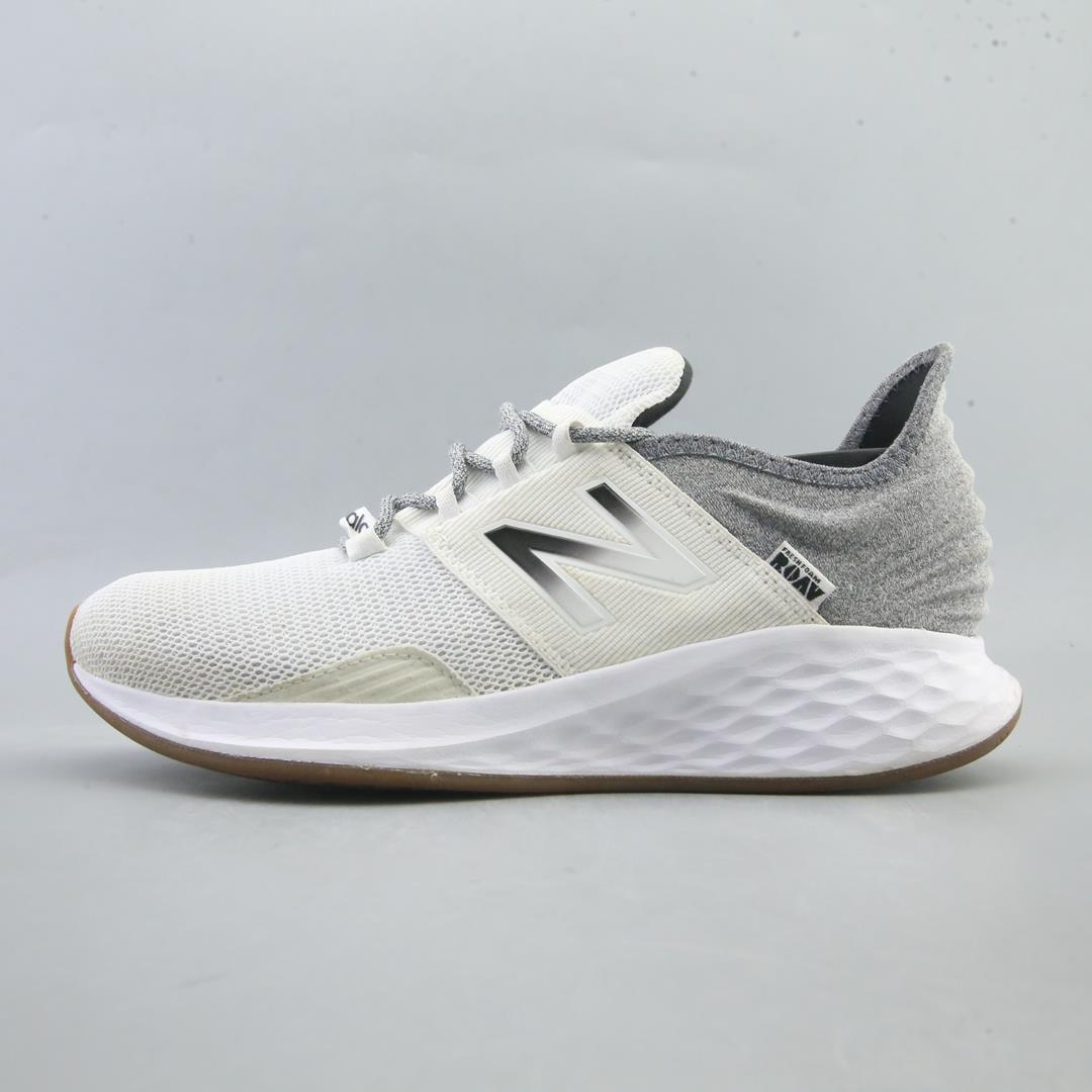 NEW BALANCE FRESH FOAM ROAV