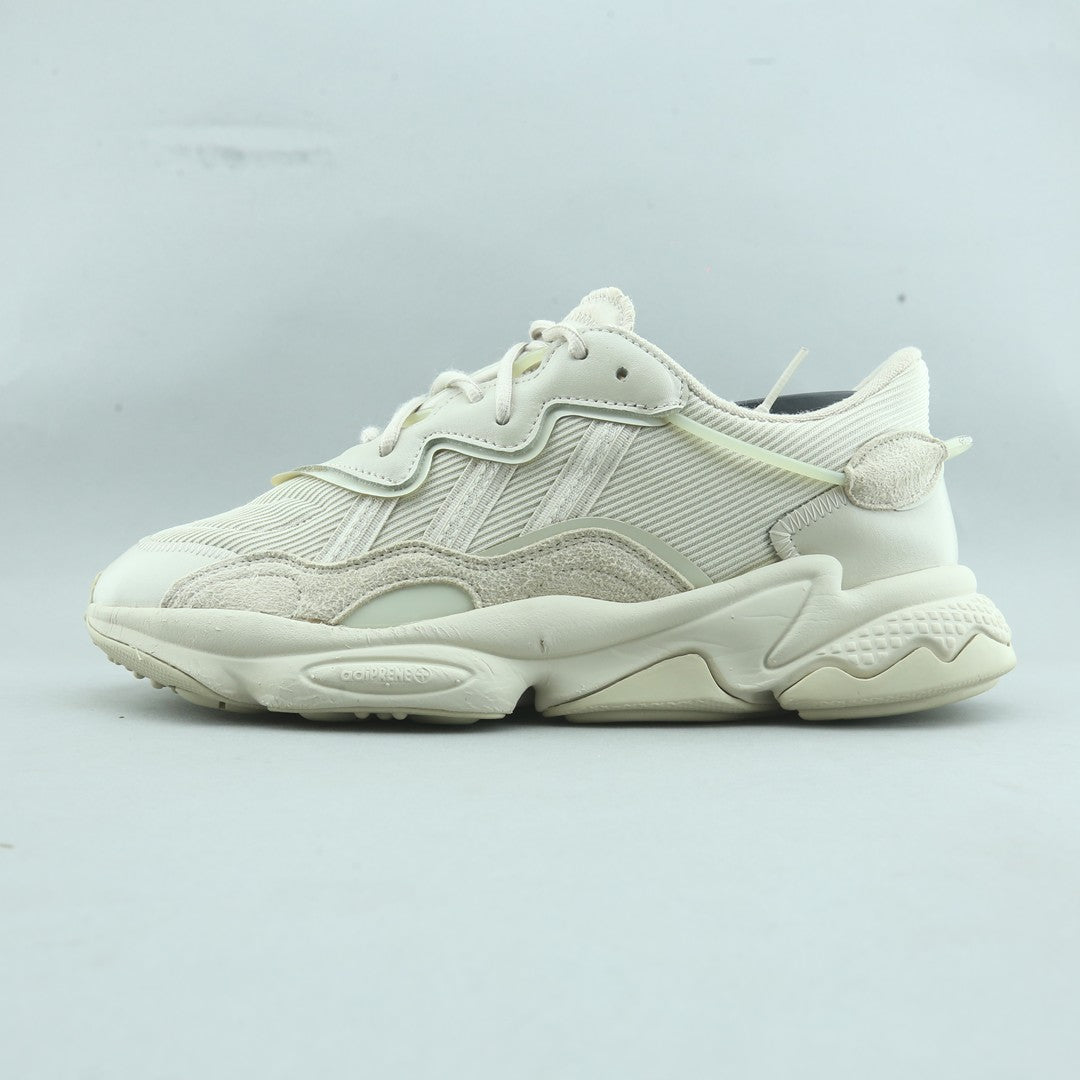 ADIDAS OZWEEGO