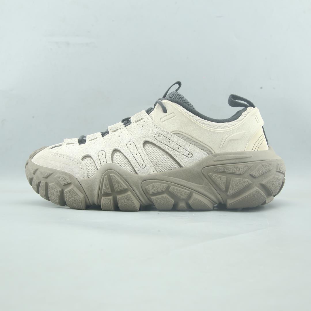 LI-NING SAND DUNE