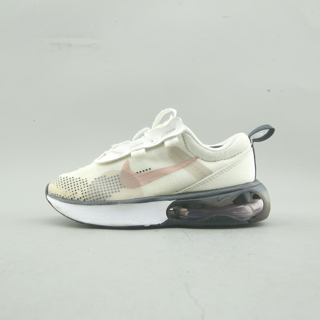 NIKE AIR MAX 2021