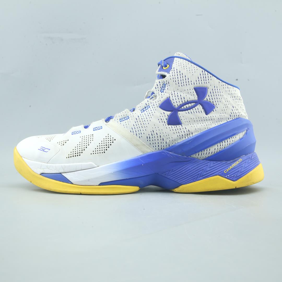 UNDER ARMOUR CURRY 2
