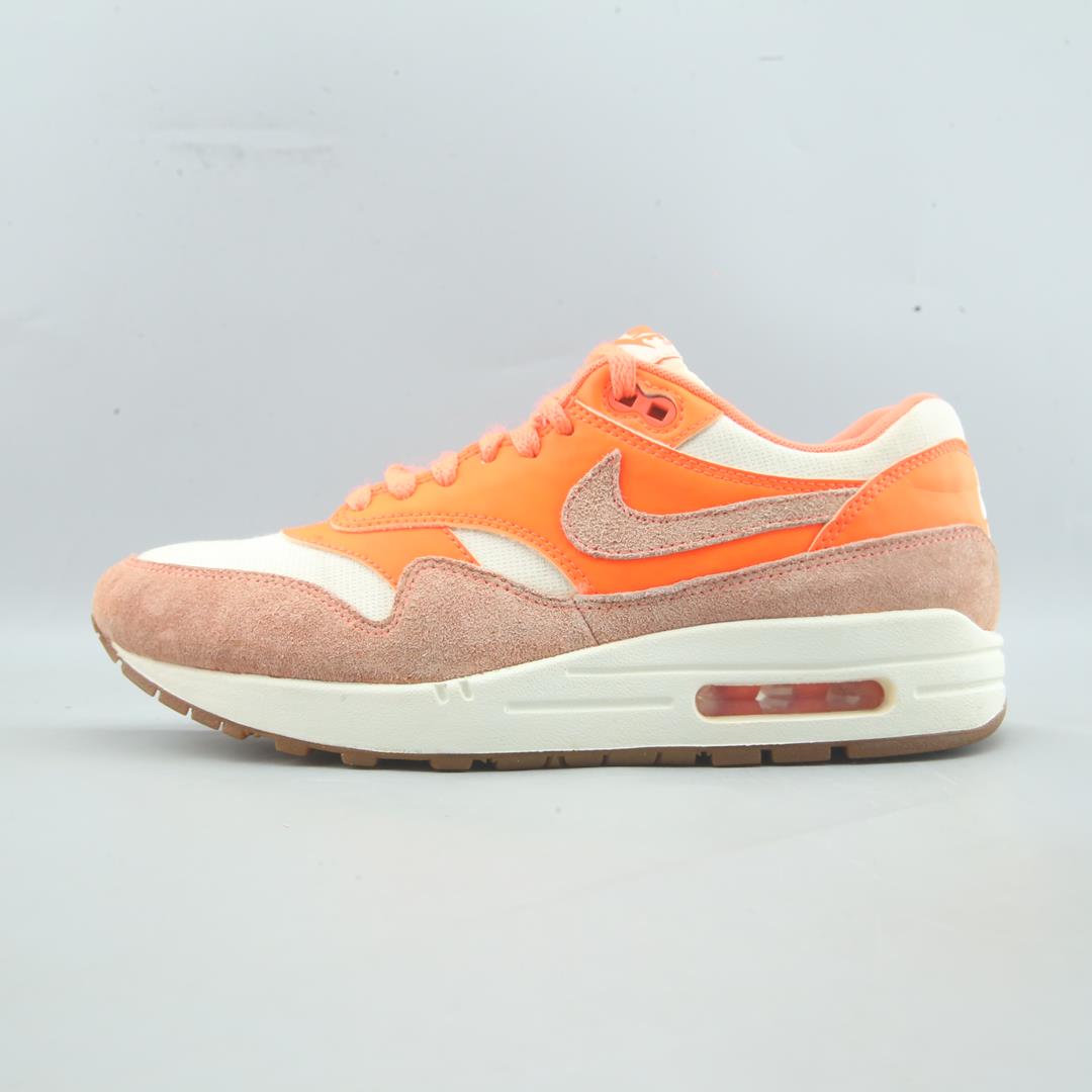 NIKE AIR MAX 1