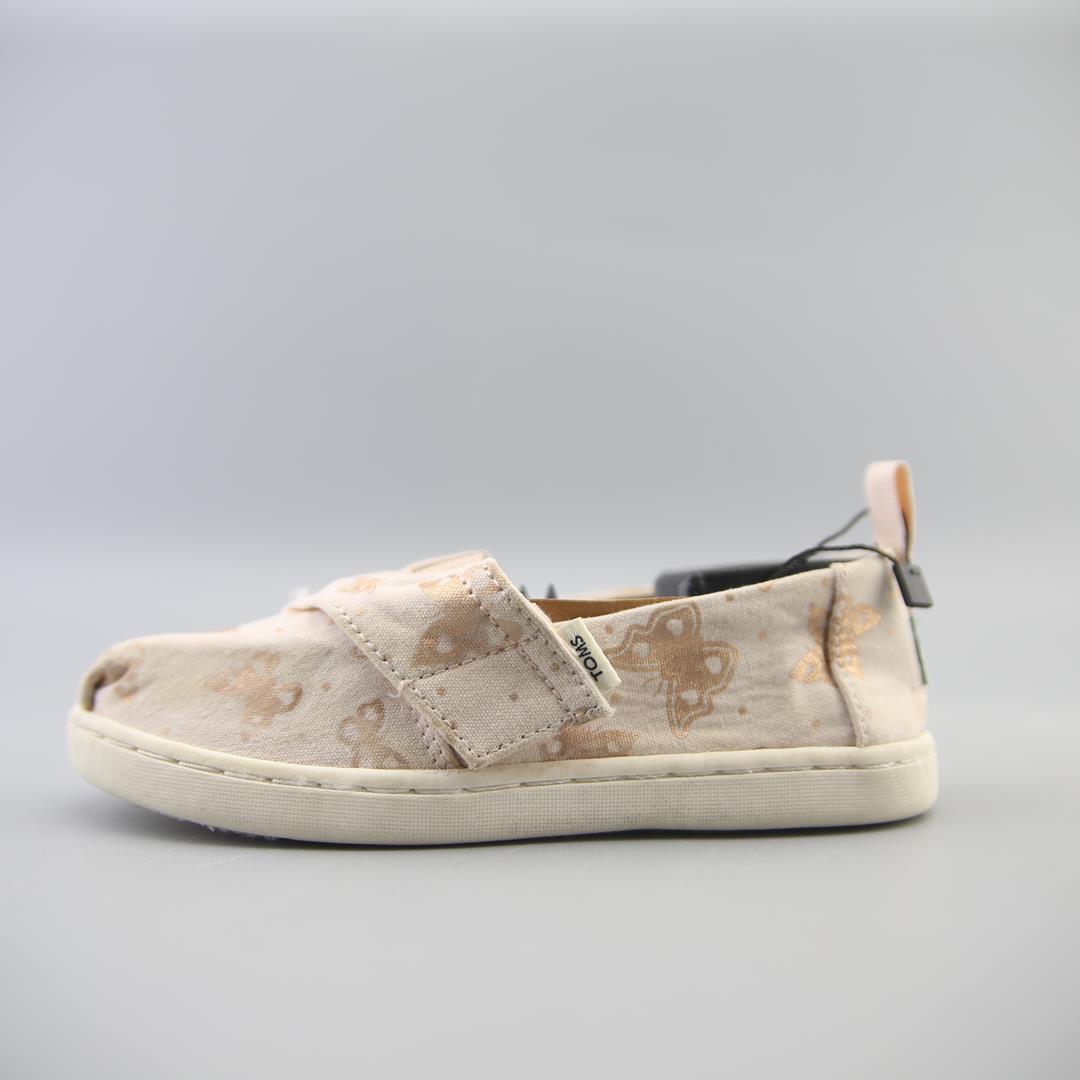 TOMS .