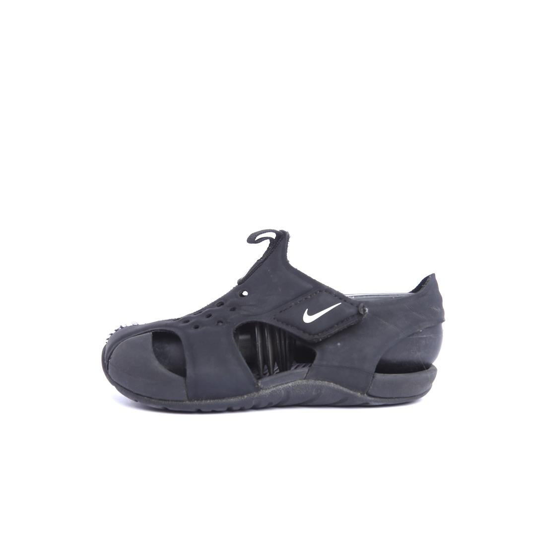 NIKE FREE RN