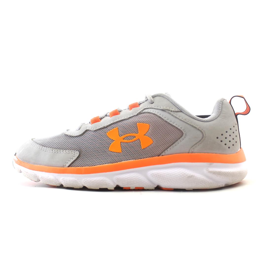 UNDER ARMOUR CHARGED ASSERT 9