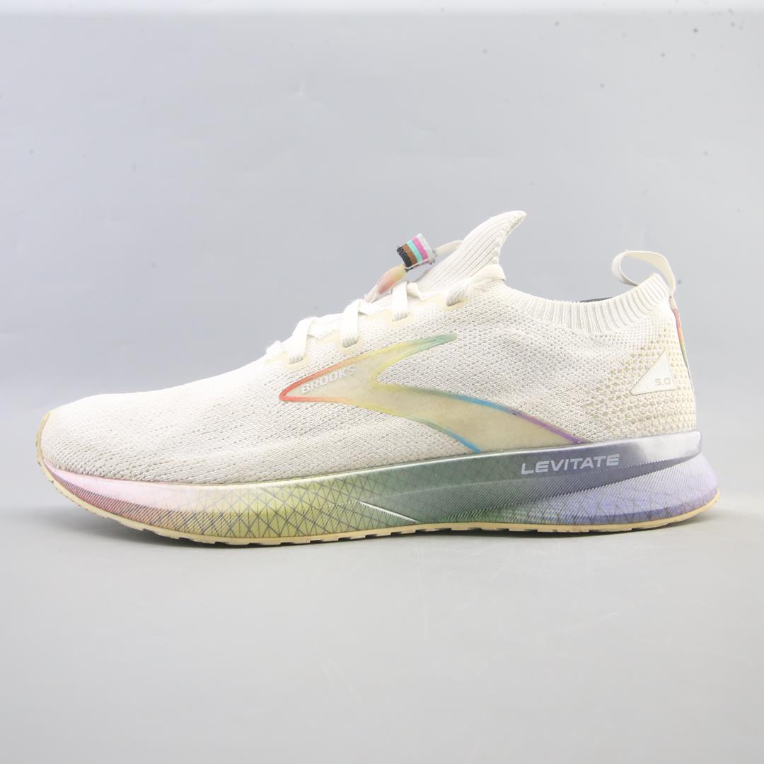 BROOKS LEVITATE 5