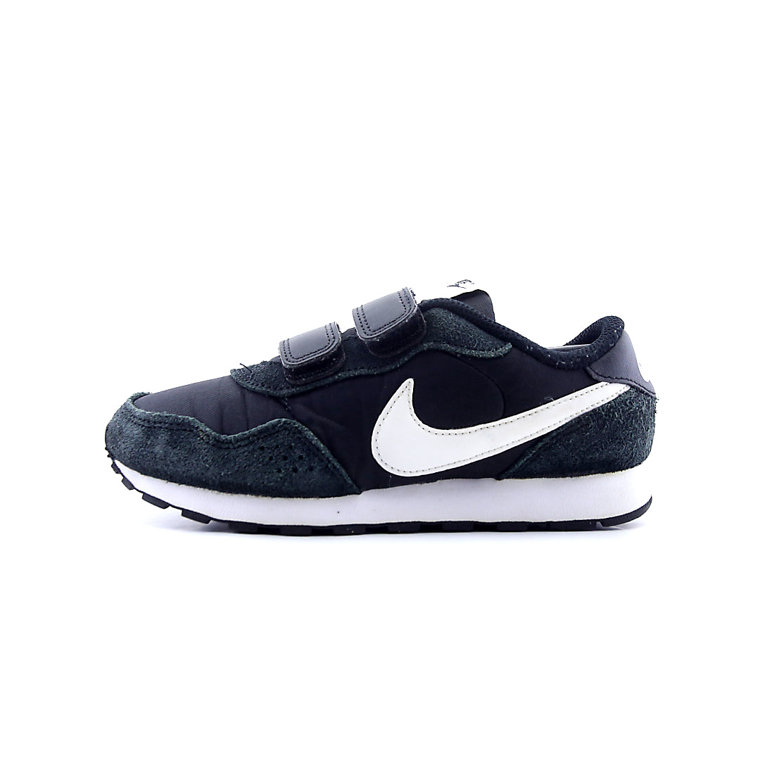 NIKE MD VALIANT