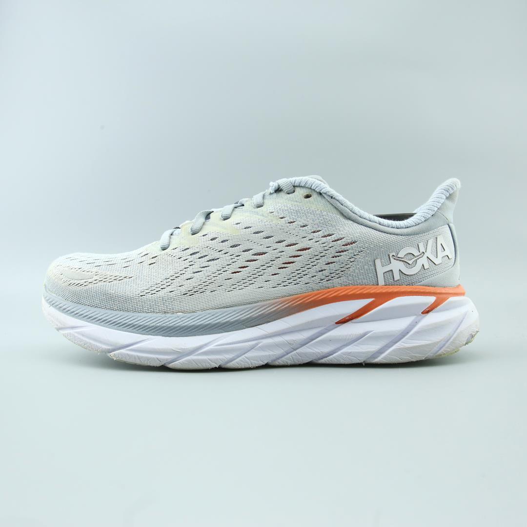 HOKA ONE ONE CLIFTON 8